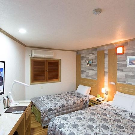 Kaya Tourist Hotel โซล ภายนอก รูปภาพ