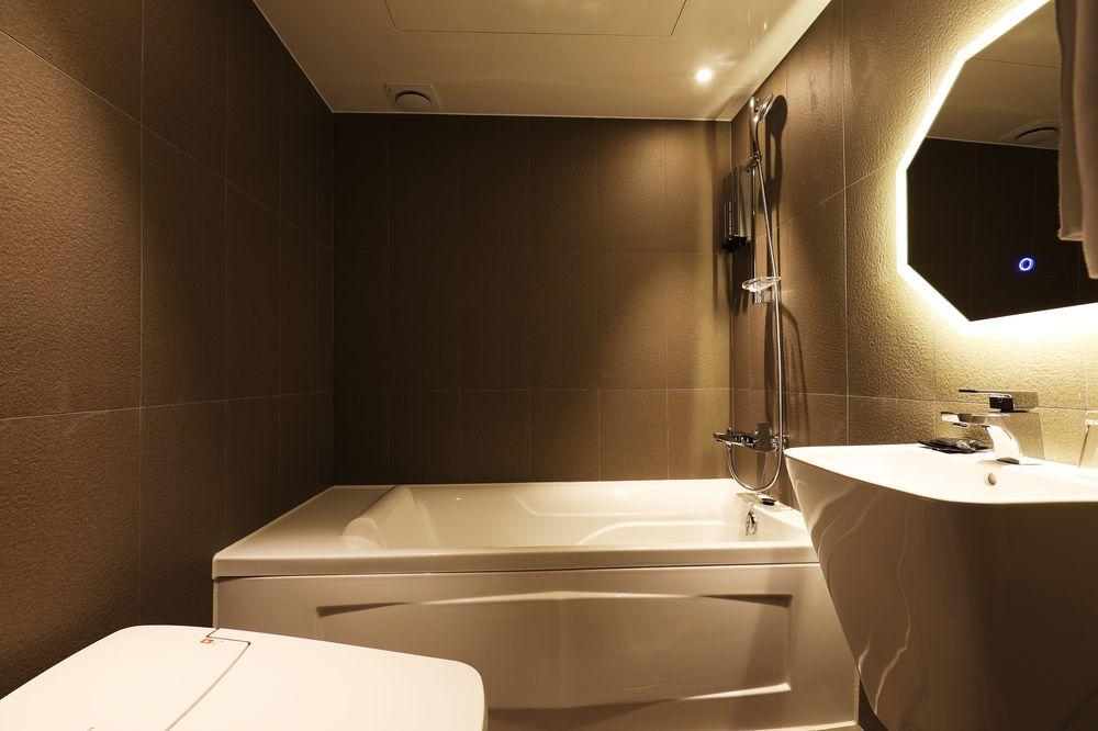 Kaya Tourist Hotel โซล ภายนอก รูปภาพ